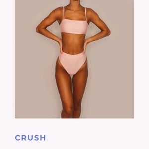 NEVER WORN High waist / High leg bikini